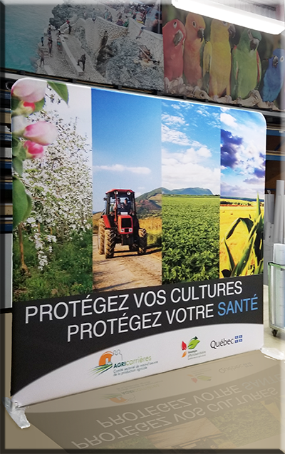 Mur de fond en tissus imprim&eacute;, UPA, Longueuil